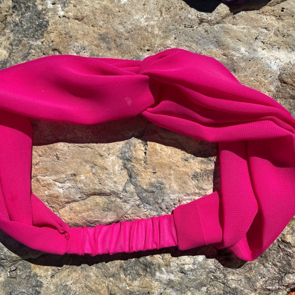 BUNDLE: 4 HANDMADE scrunchies & 1 HANDMADE headband for $27 (brand new)♥️🥰 - Picture 7 of 17